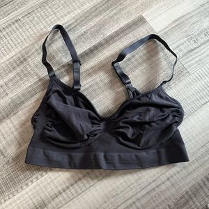 SKIMS Shapewear bra